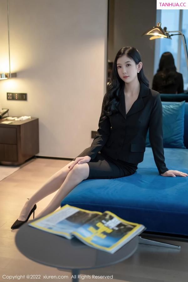 李雅柔  [XiuRen]高清写真图 2022.03.09 No.4690 李雅柔182CM第2张图片